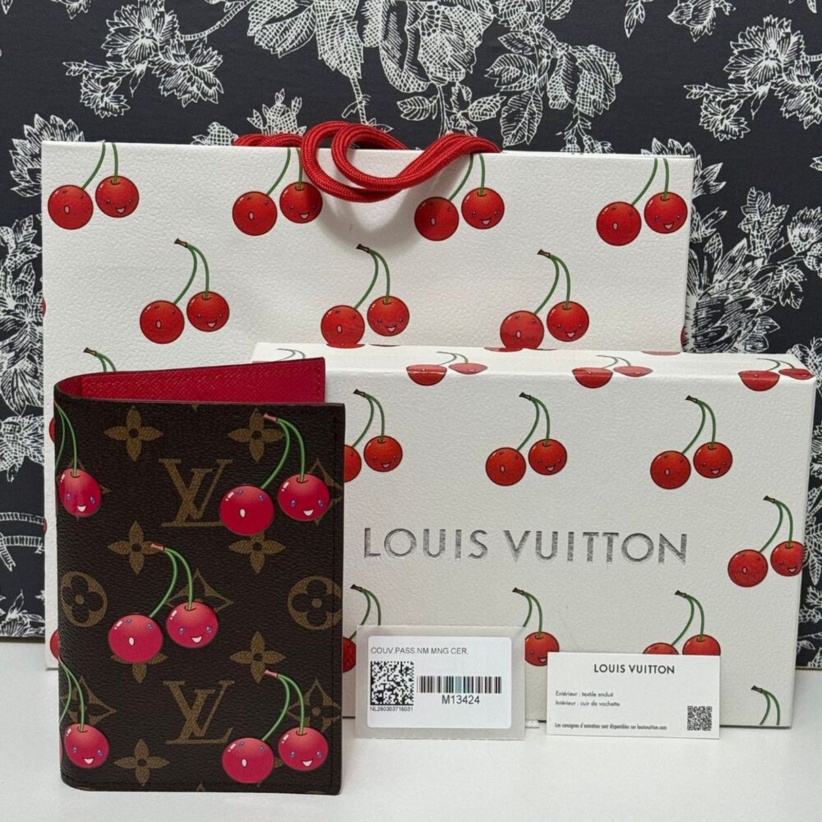 M13424 Louis Vuitton Takashi Murakami Passport Cover 2025 Cherry NEW Box Bag