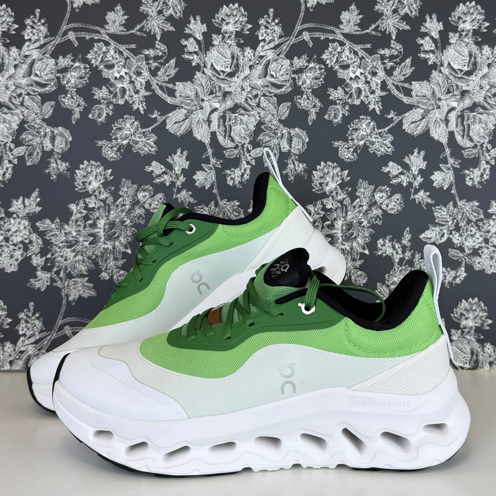 LOEWE x On Running Cloudtilt 2 Men's sz 7 40 Green/White Shoes Sneakers Dustbag